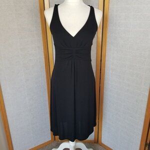 Classic Black Cocktail Dress Stretch Midi Length Size 2 Loft Fit & Flare Deep V